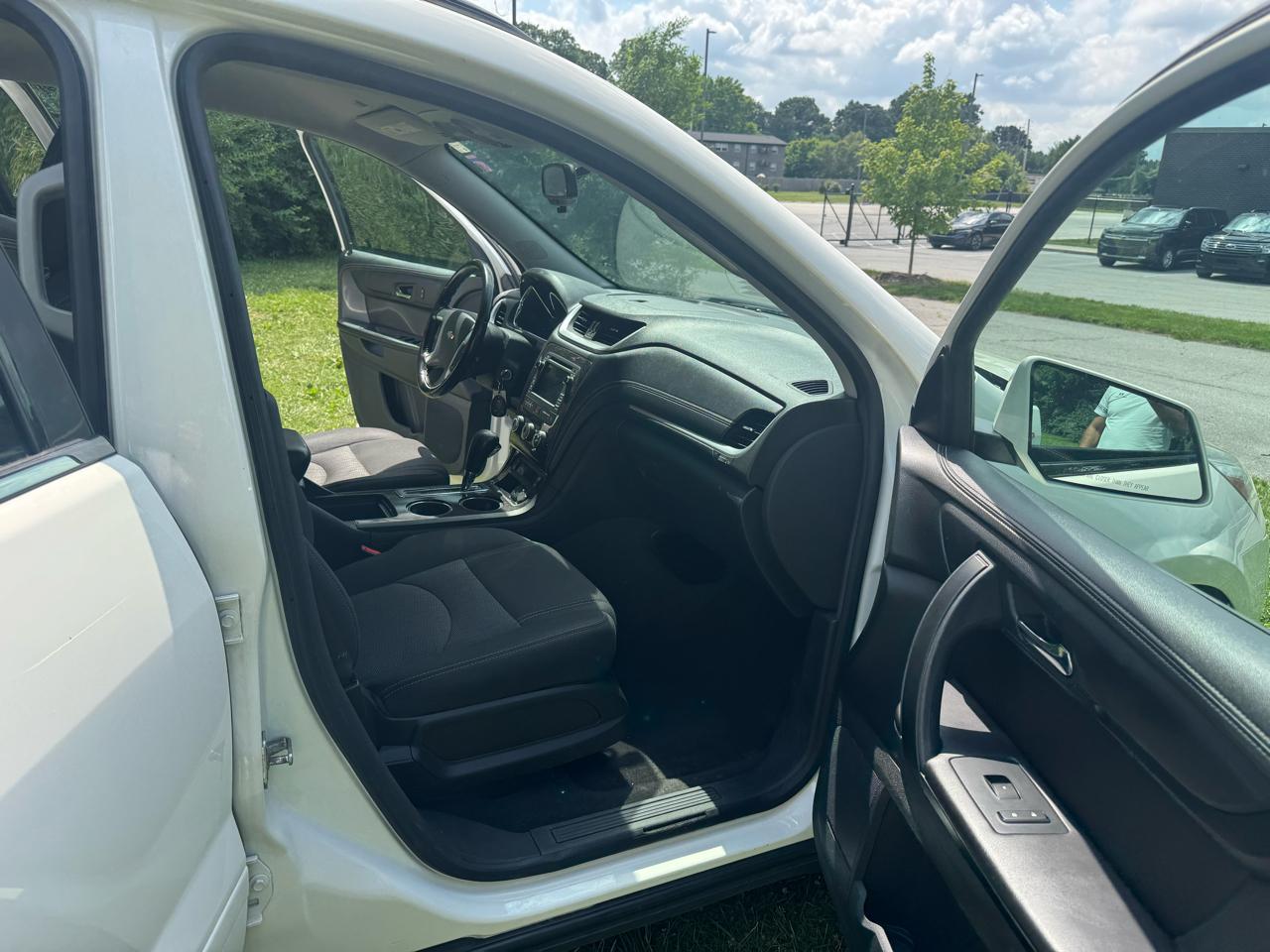 Chevrolet Traverse 1LT FWD 2015