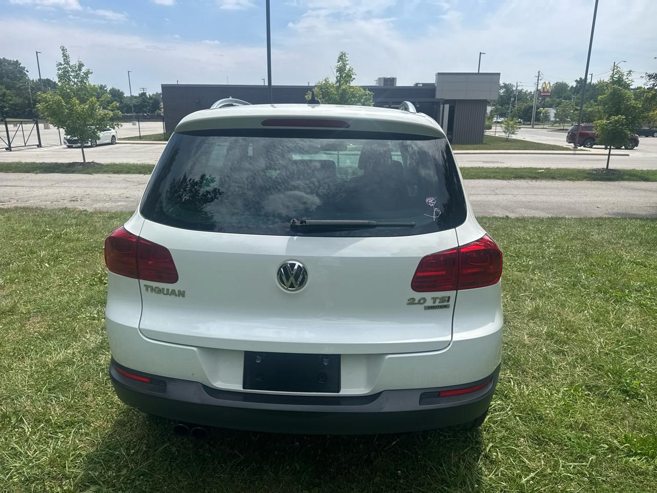 Volkswagen Tiguan S 4Motion 2015
