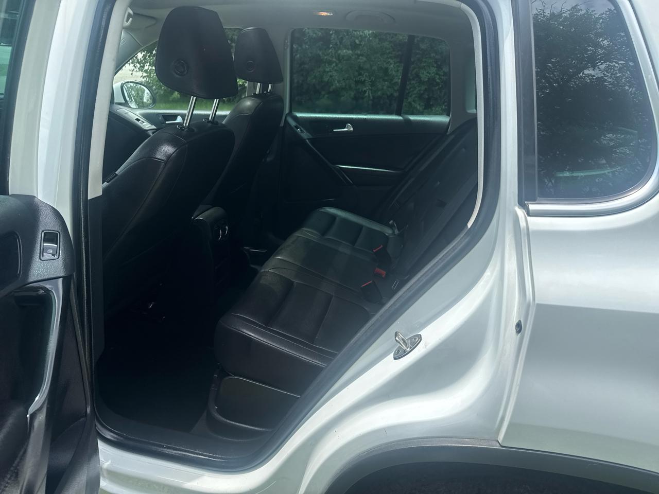 Volkswagen Tiguan S 4Motion 2015
