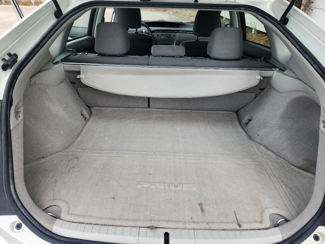 Toyota Prius Prius V 2010