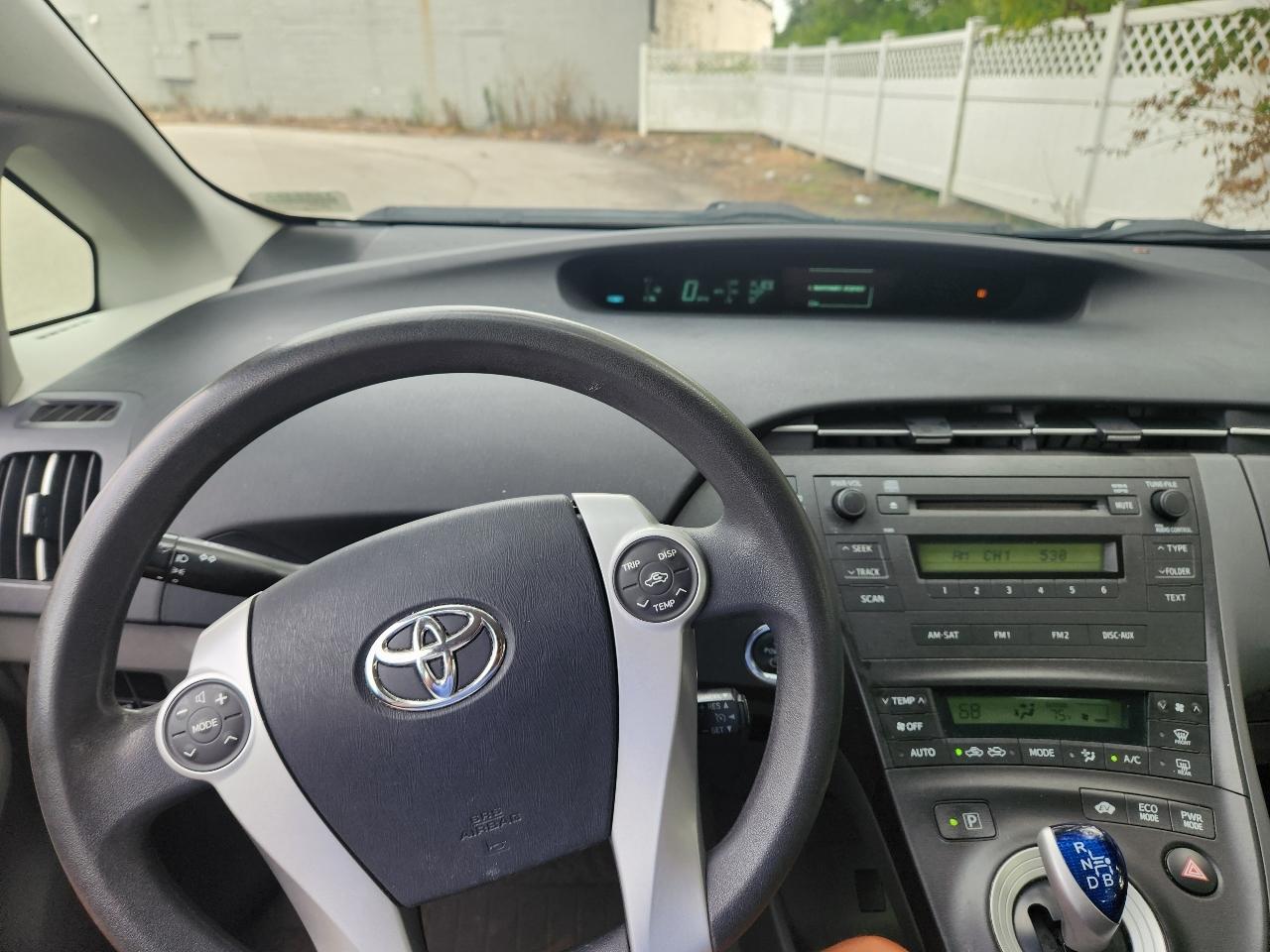 Toyota Prius Prius V 2010