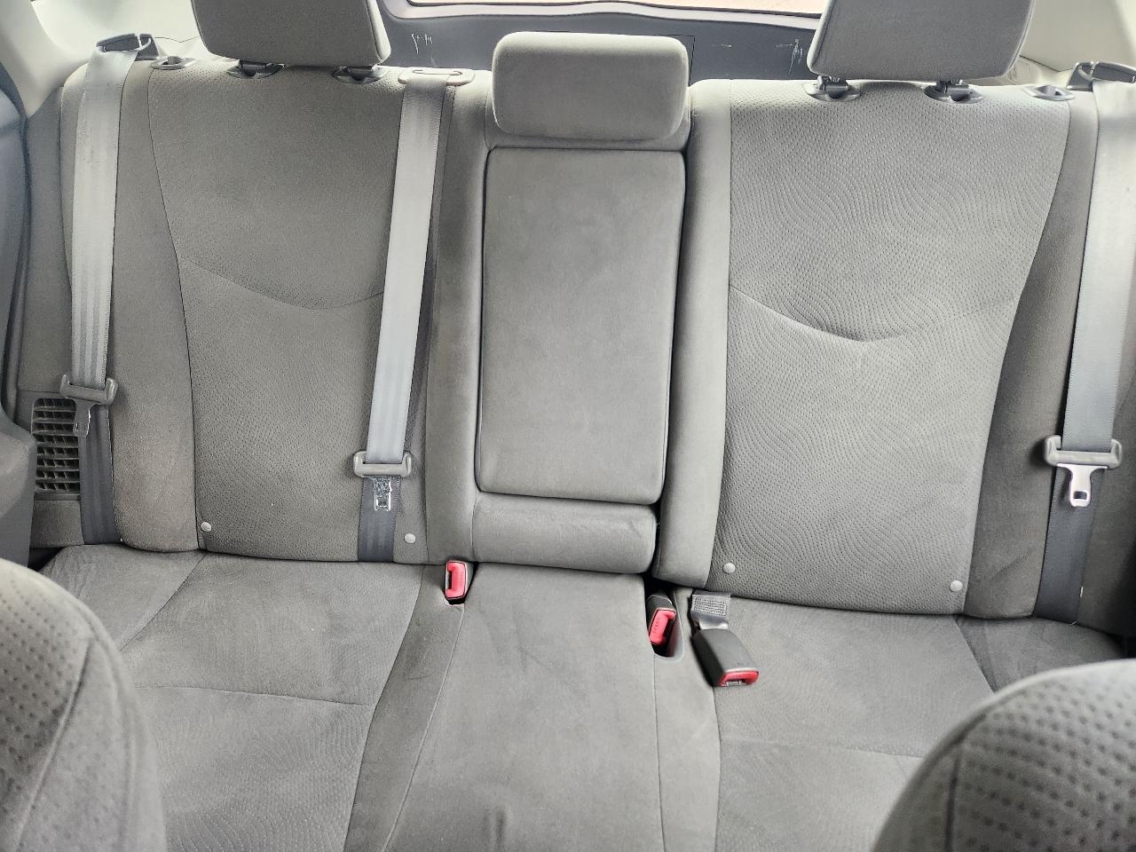 Toyota Prius Prius V 2010