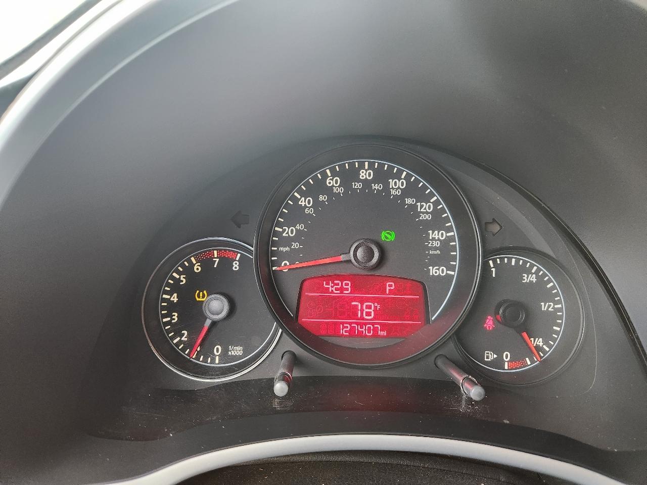 Volkswagen Beetle 2.0T Turbo 2012