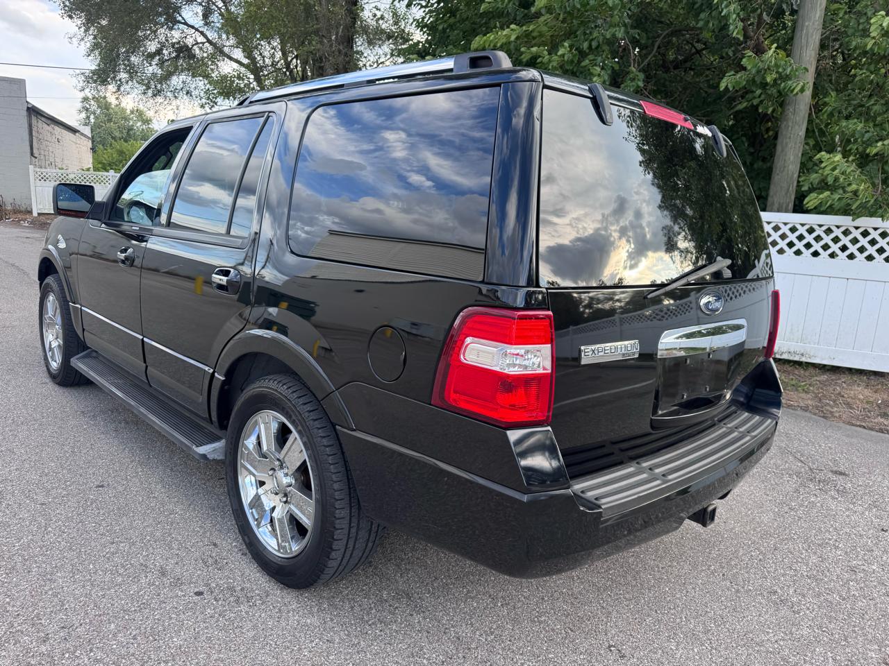 Ford Expedition Limited 4WD 2009