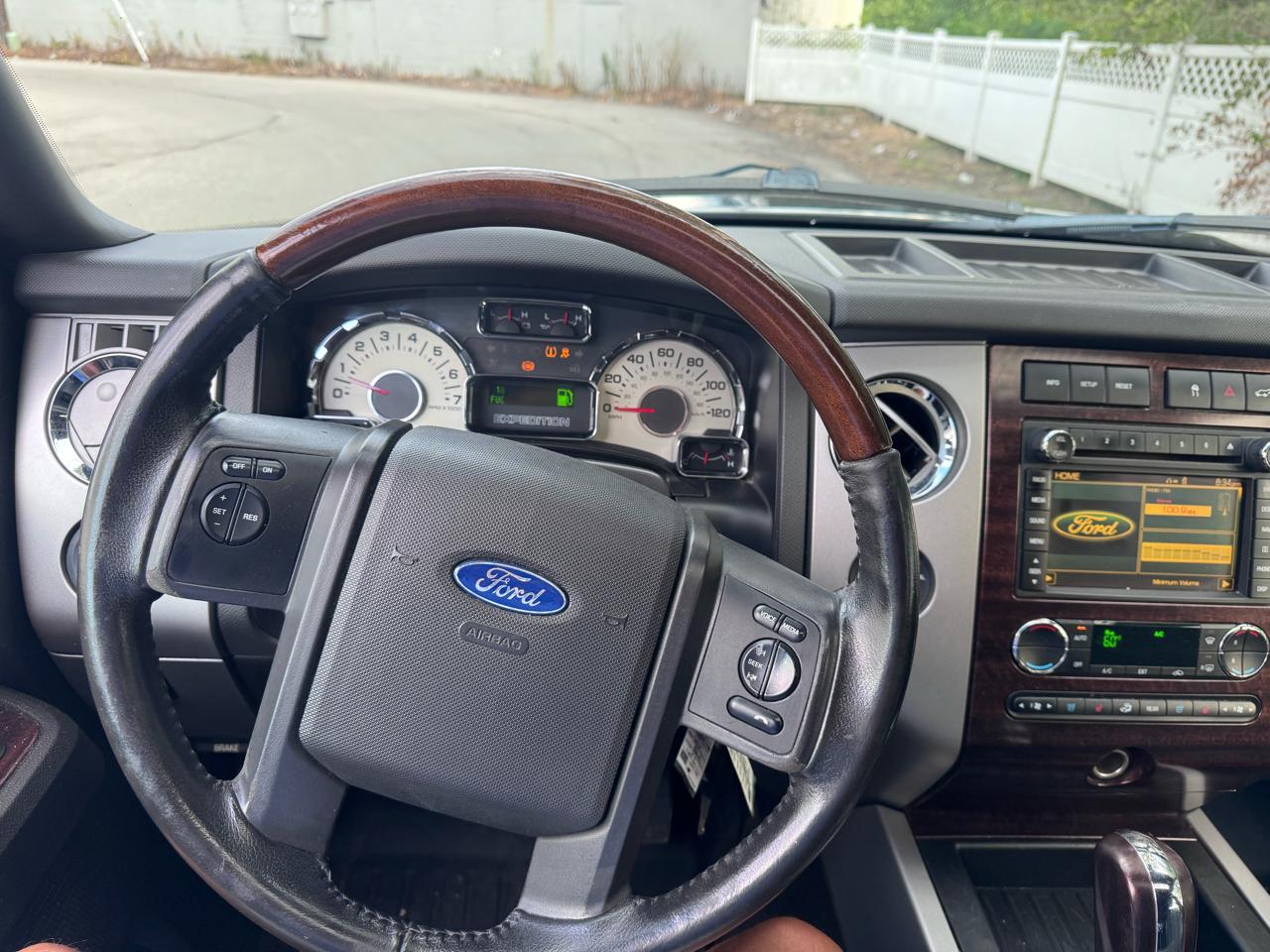 Ford Expedition Limited 4WD 2009