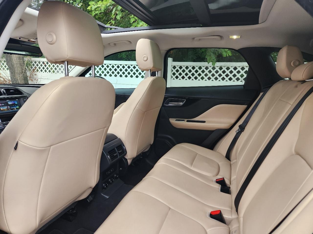 Jaguar F-Pace 20d Premium 2017