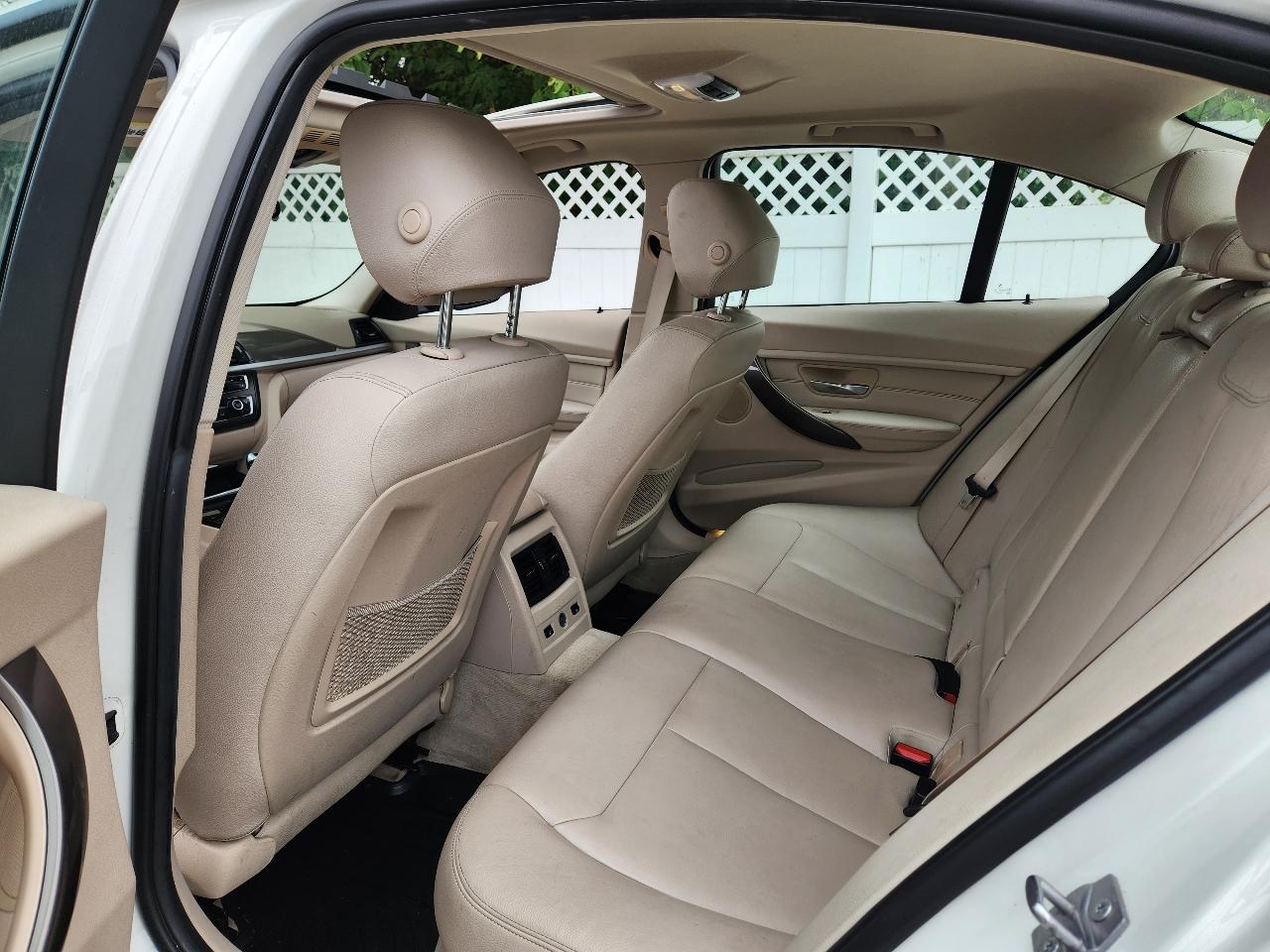 BMW 3-Series 328i xDrive Sedan 2013