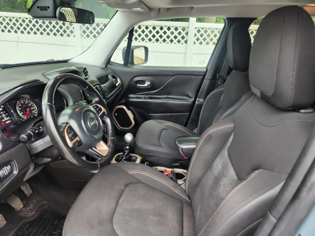 Jeep Renegade Latitude FWD 2016