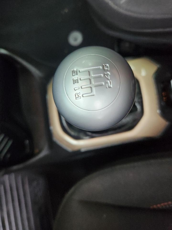 Jeep Renegade Latitude FWD 2016