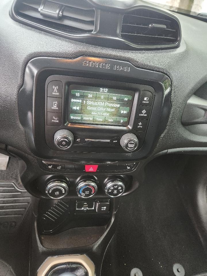 Jeep Renegade Latitude FWD 2016