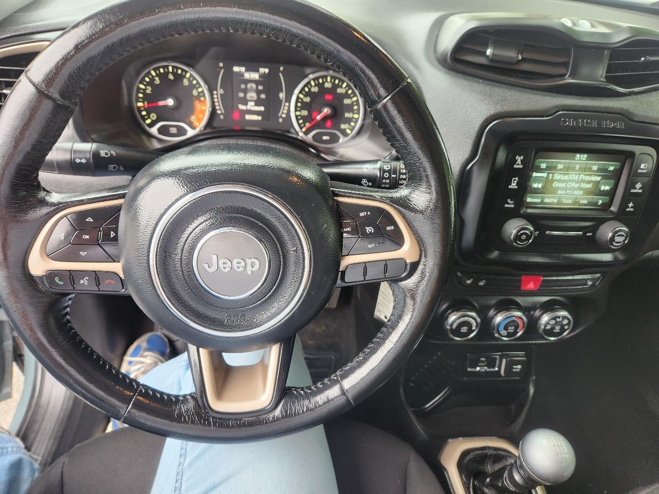 Jeep Renegade Latitude FWD 2016