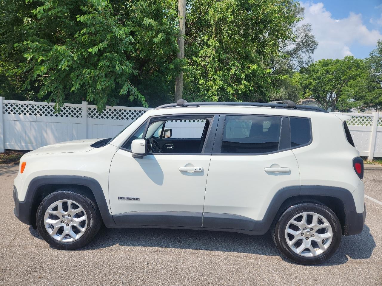 Jeep Renegade Latitude FWD 2016