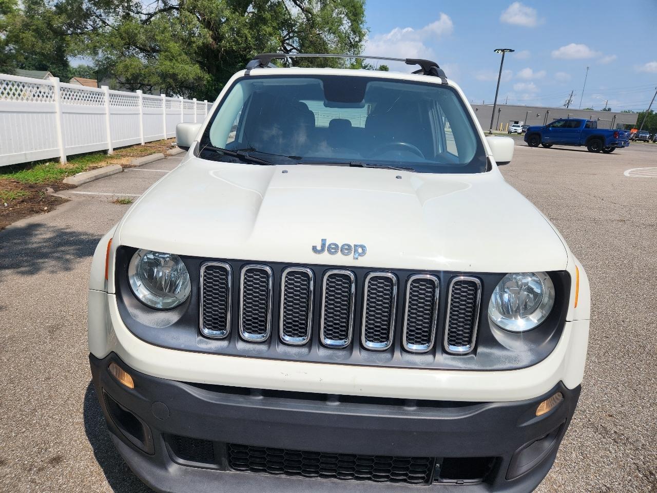 Jeep Renegade Latitude FWD 2016