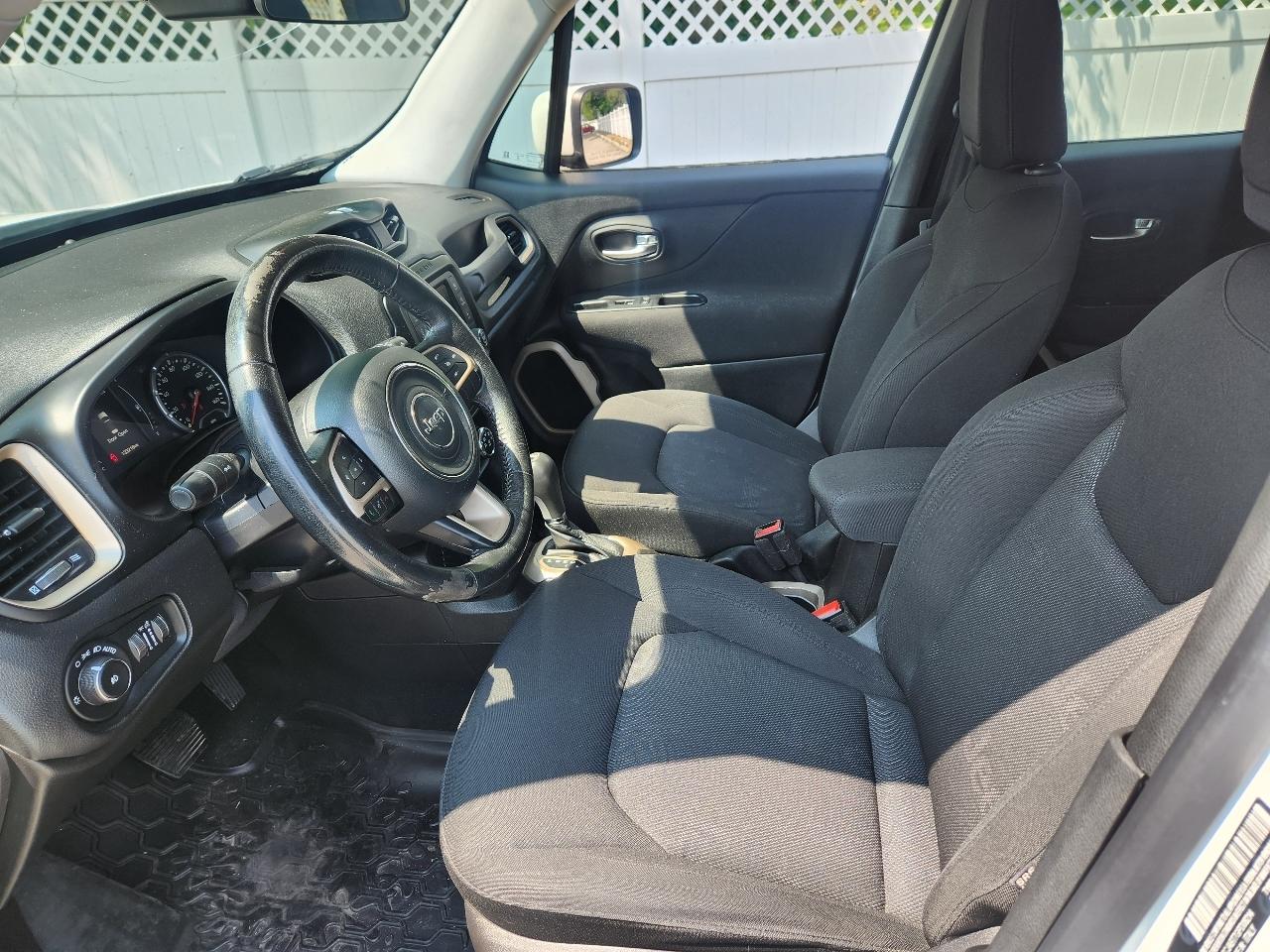 Jeep Renegade Latitude FWD 2016