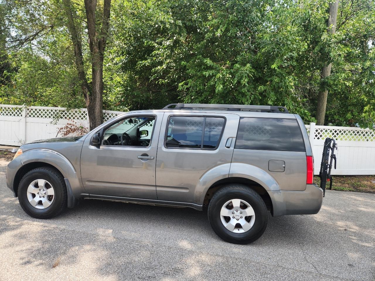 Nissan Pathfinder SE 2WD 2008