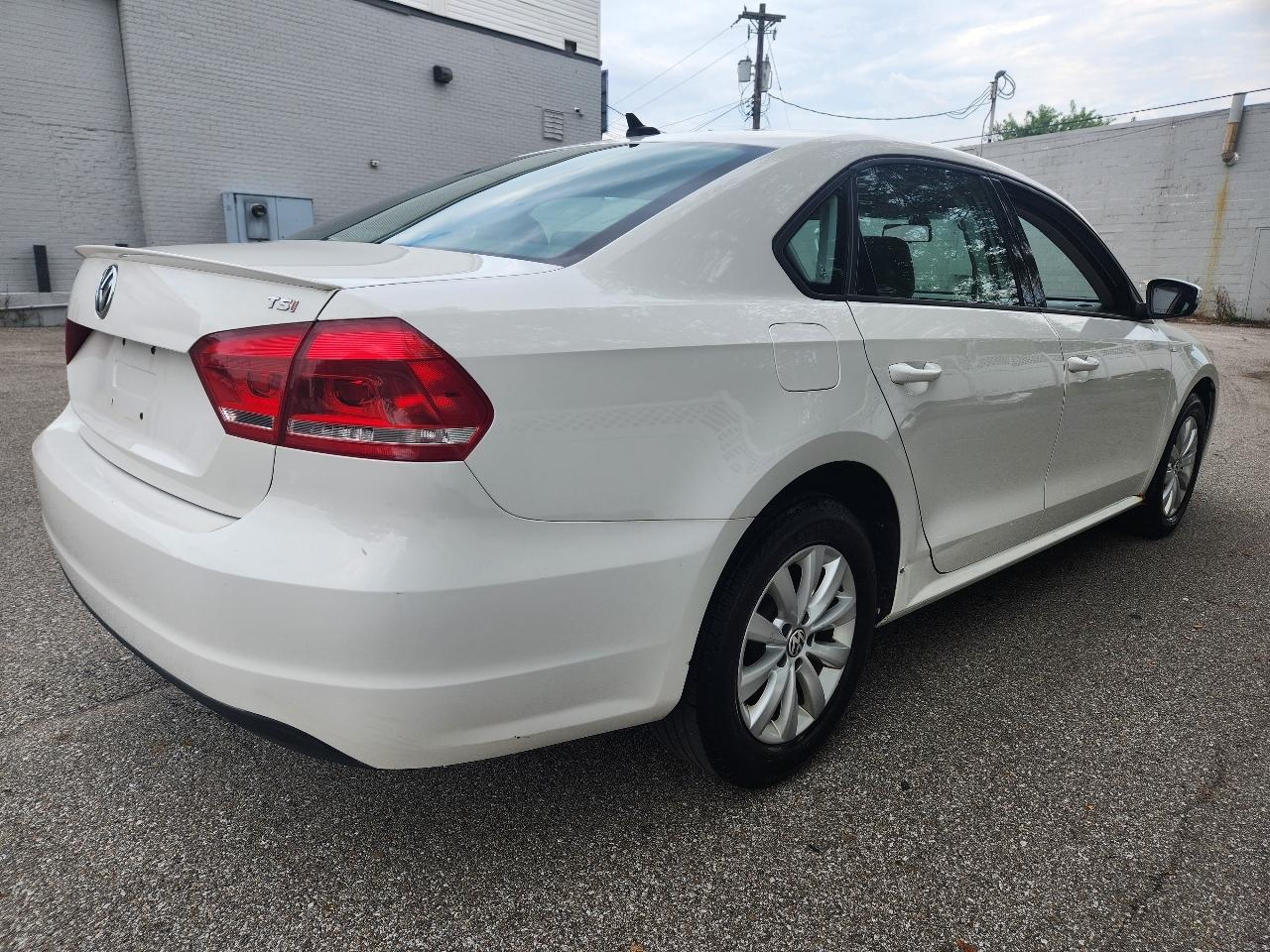 Volkswagen Passat Sport PZEV 5M 2015