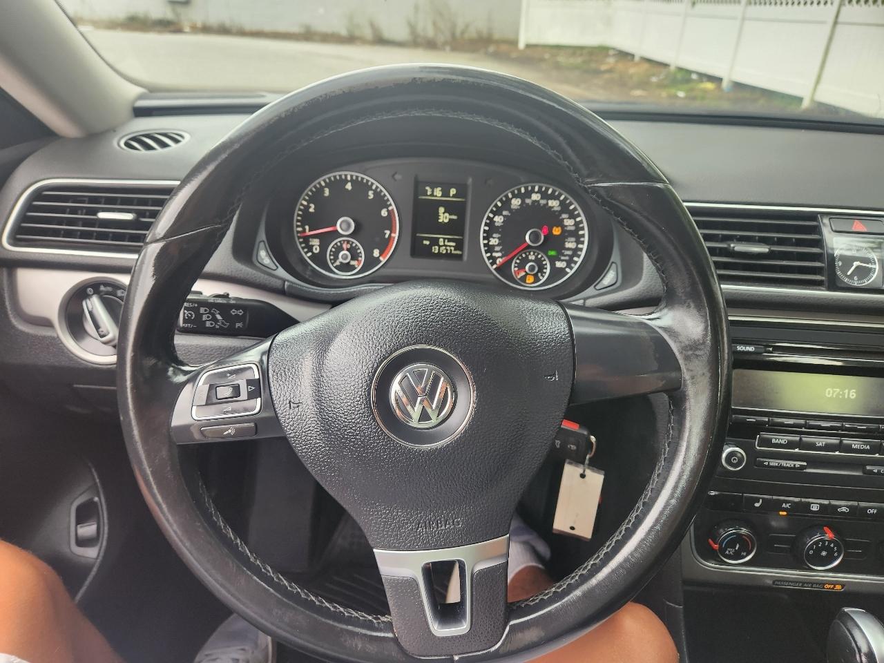 Volkswagen Passat Sport PZEV 5M 2015