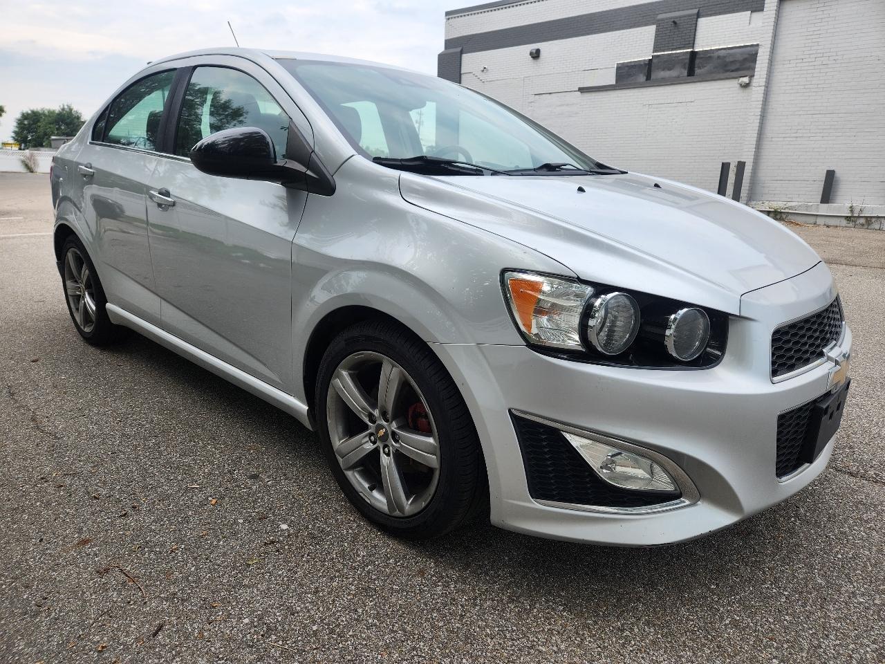 Chevrolet Sonic RS Auto Sedan 2015