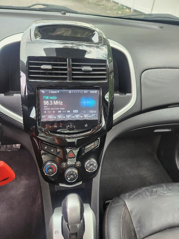 Chevrolet Sonic RS Auto Sedan 2015