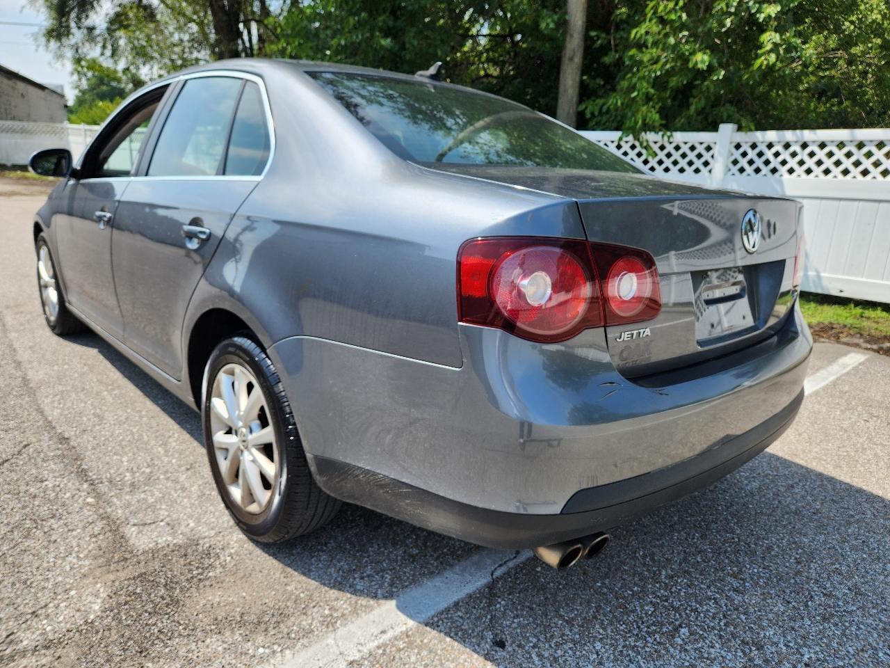 Volkswagen Jetta SEL 2010