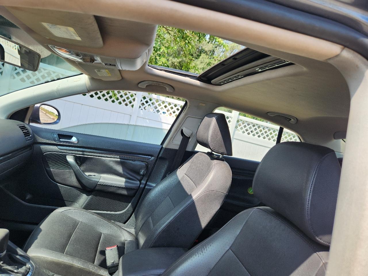 Volkswagen Jetta SEL 2010