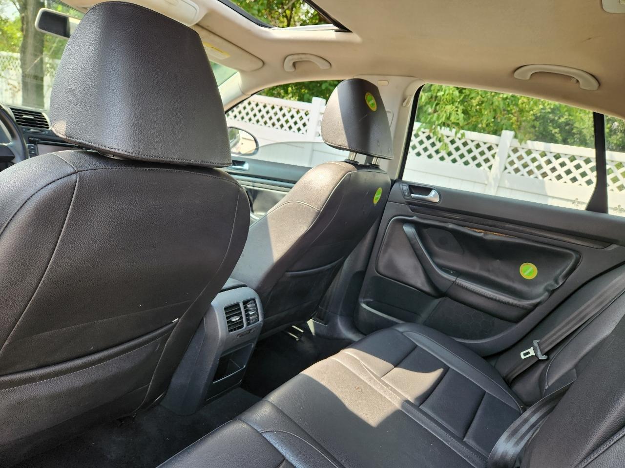 Volkswagen Jetta SEL 2010