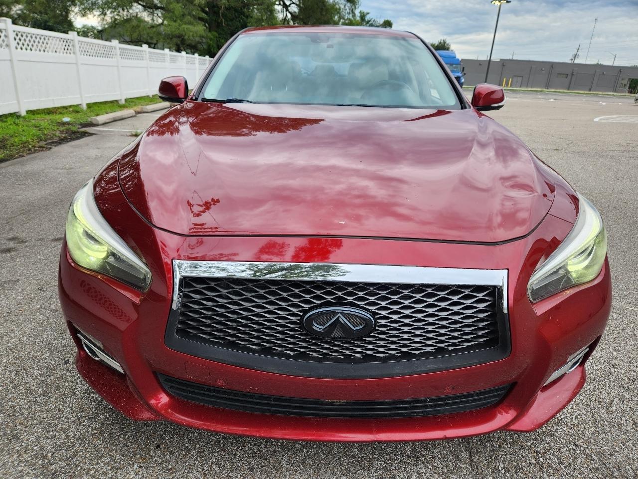 Infiniti Q50 Base AWD 2015
