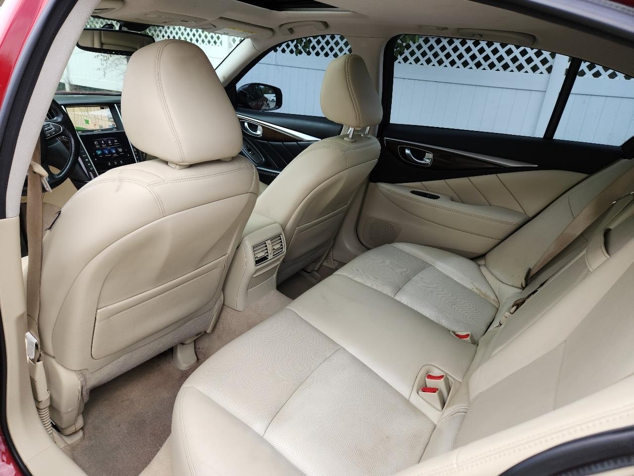 Infiniti Q50 Base AWD 2015