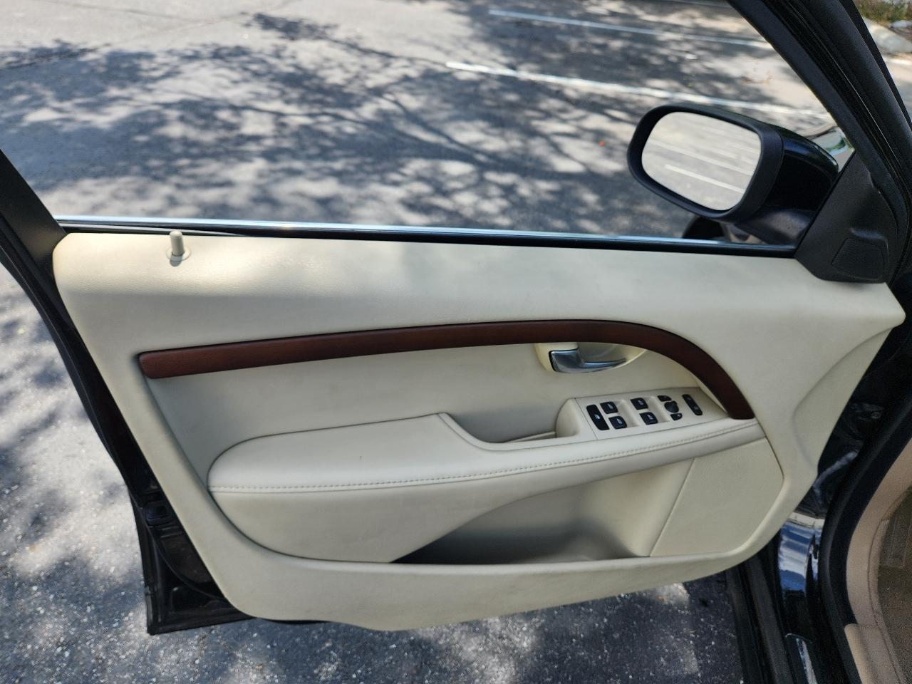 Volvo S80 3.2 FWD 2010