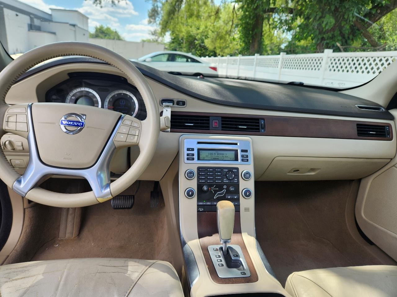 Volvo S80 3.2 FWD 2010
