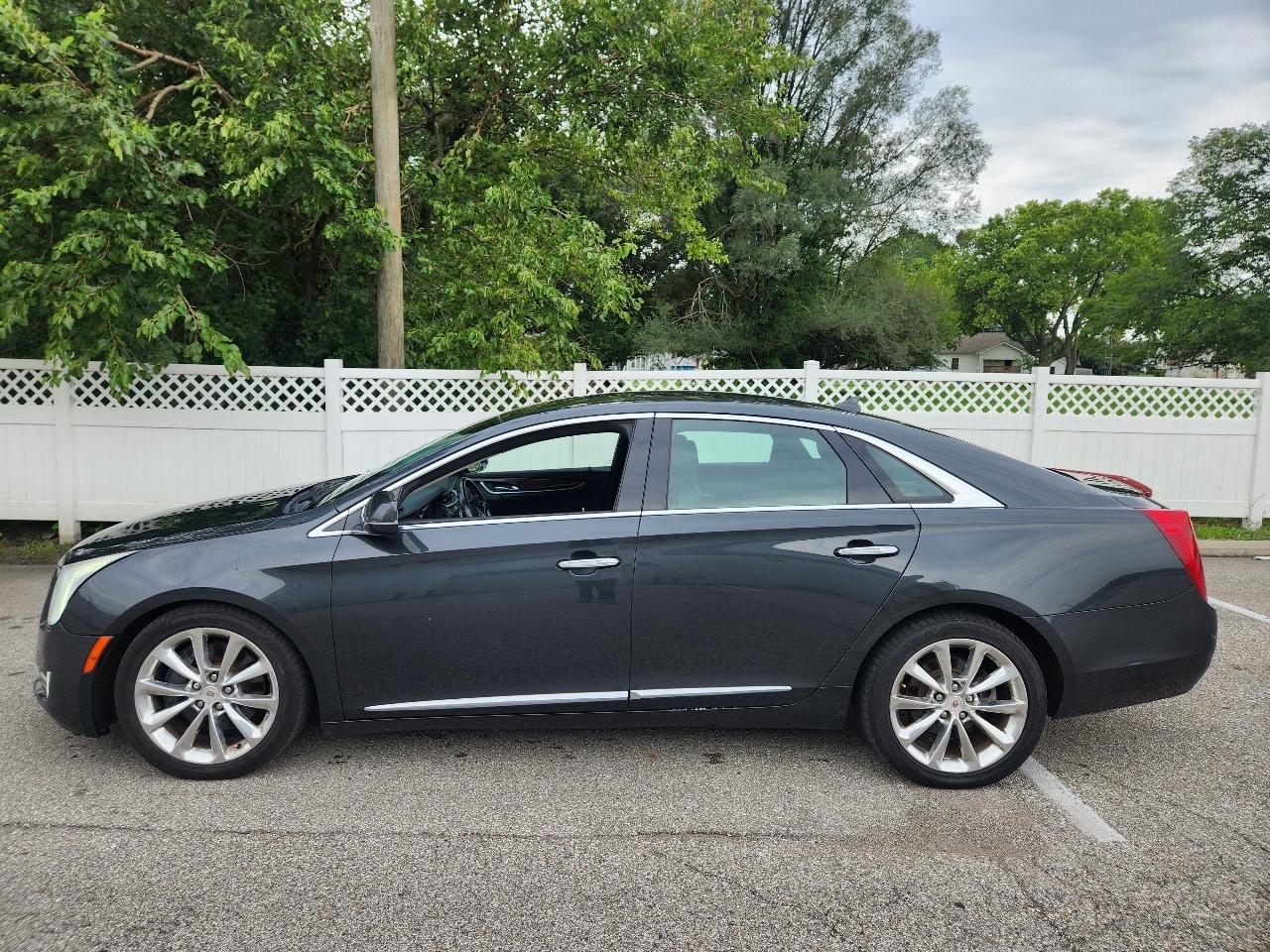 Cadillac XTS Luxury AWD 2014