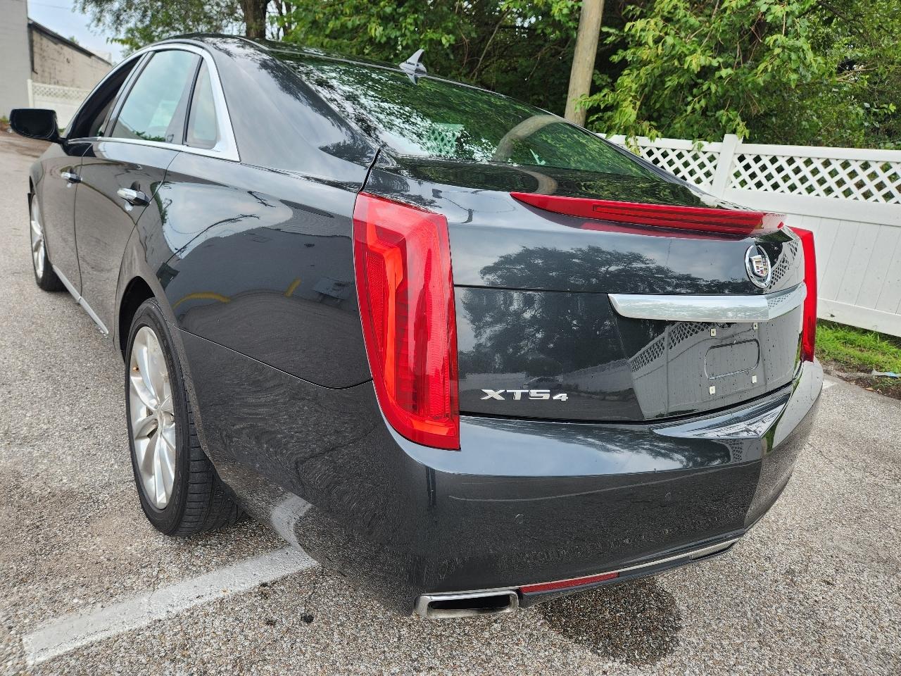 Cadillac XTS Luxury AWD 2014