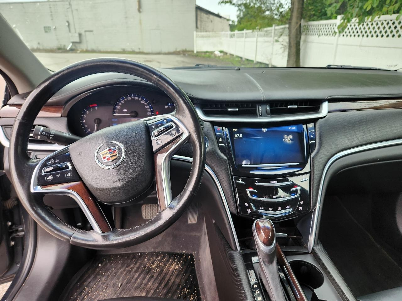 Cadillac XTS Luxury AWD 2014