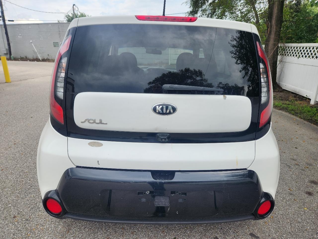 Kia Soul + w/Signature 2.0 Special Edition 2016