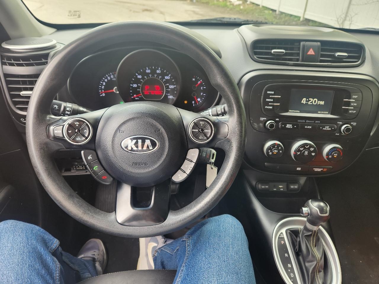 Kia Soul + w/Signature 2.0 Special Edition 2016