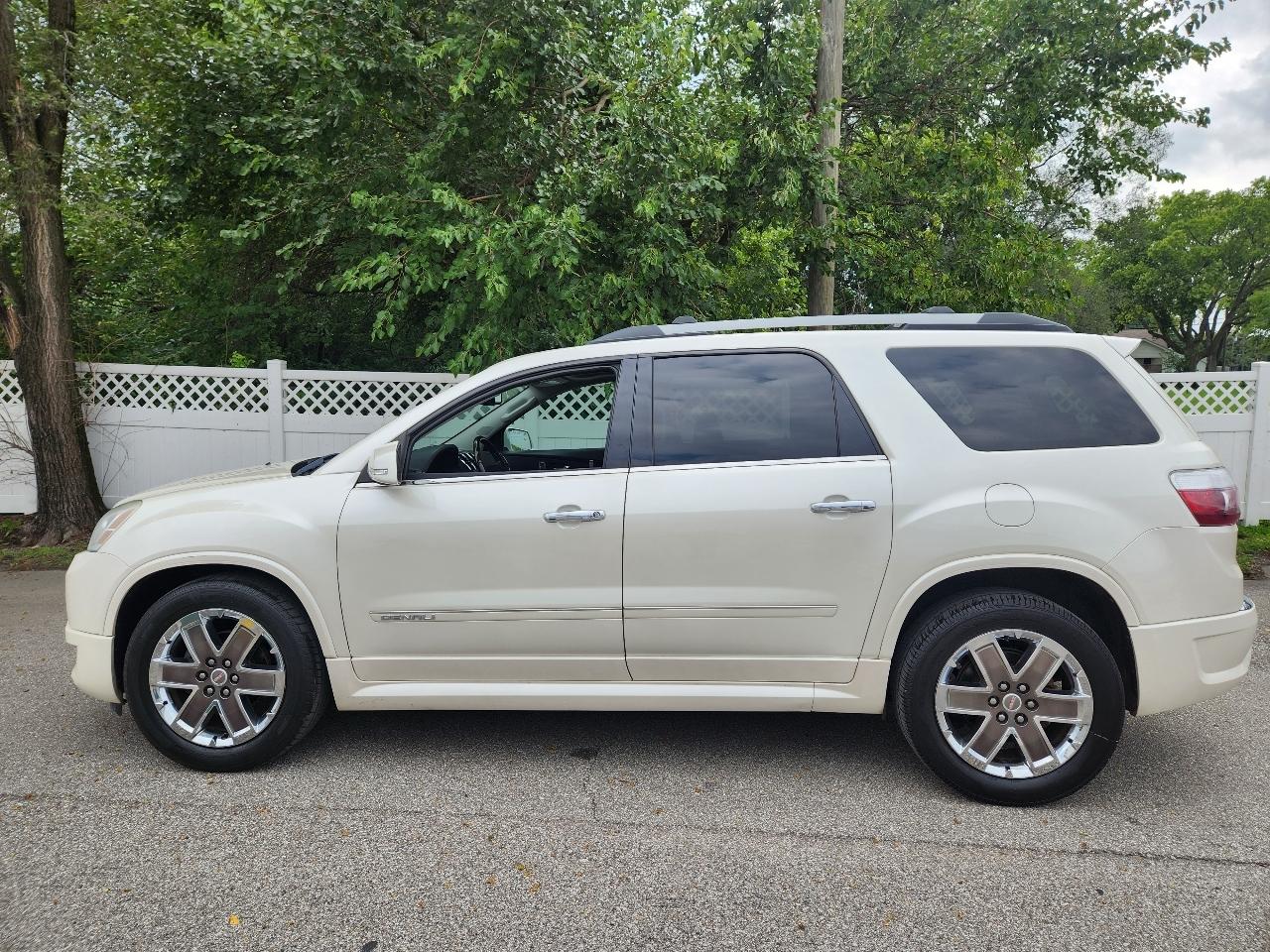 GMC Acadia Denali AWD 2012