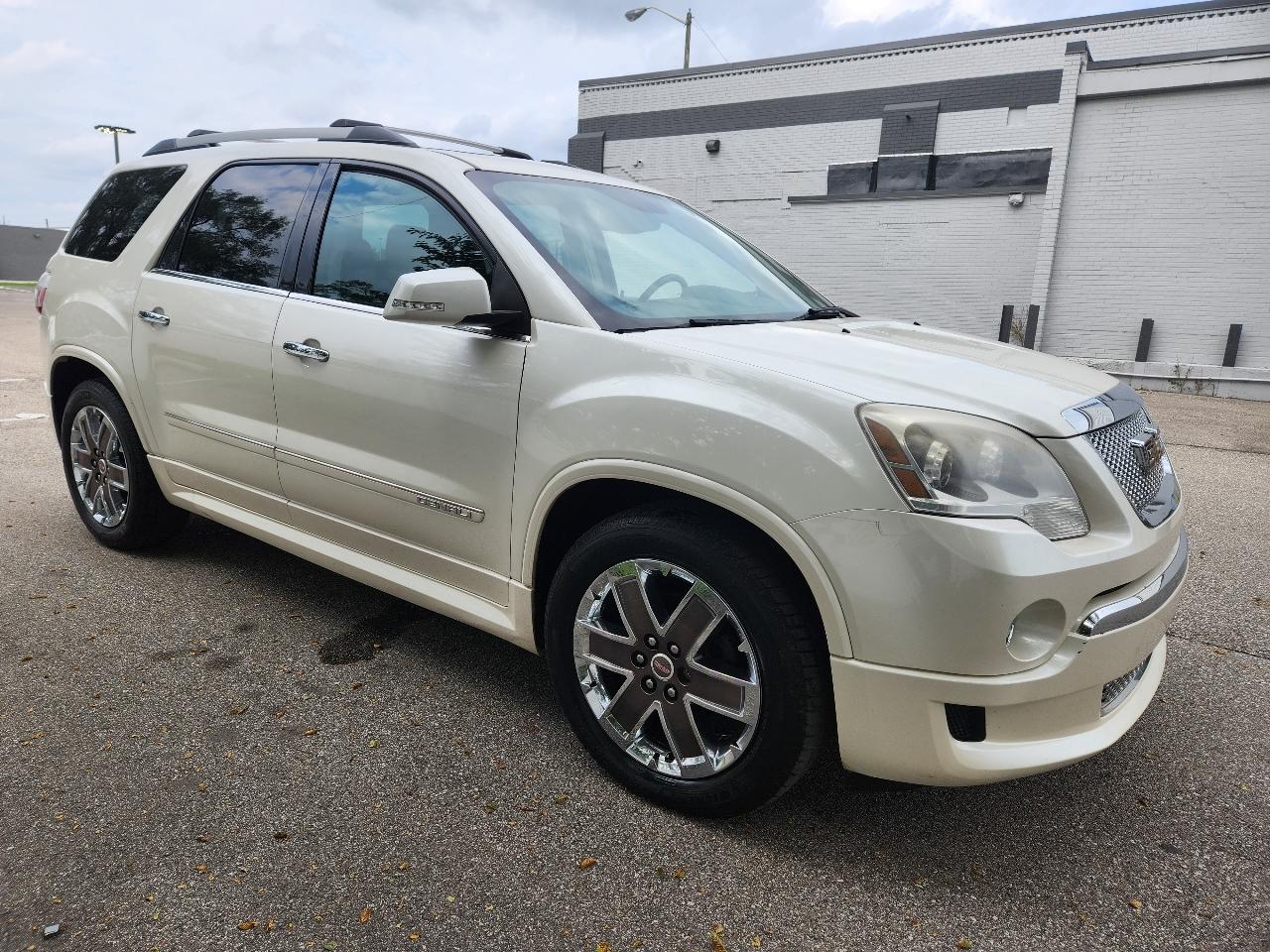 GMC Acadia Denali AWD 2012