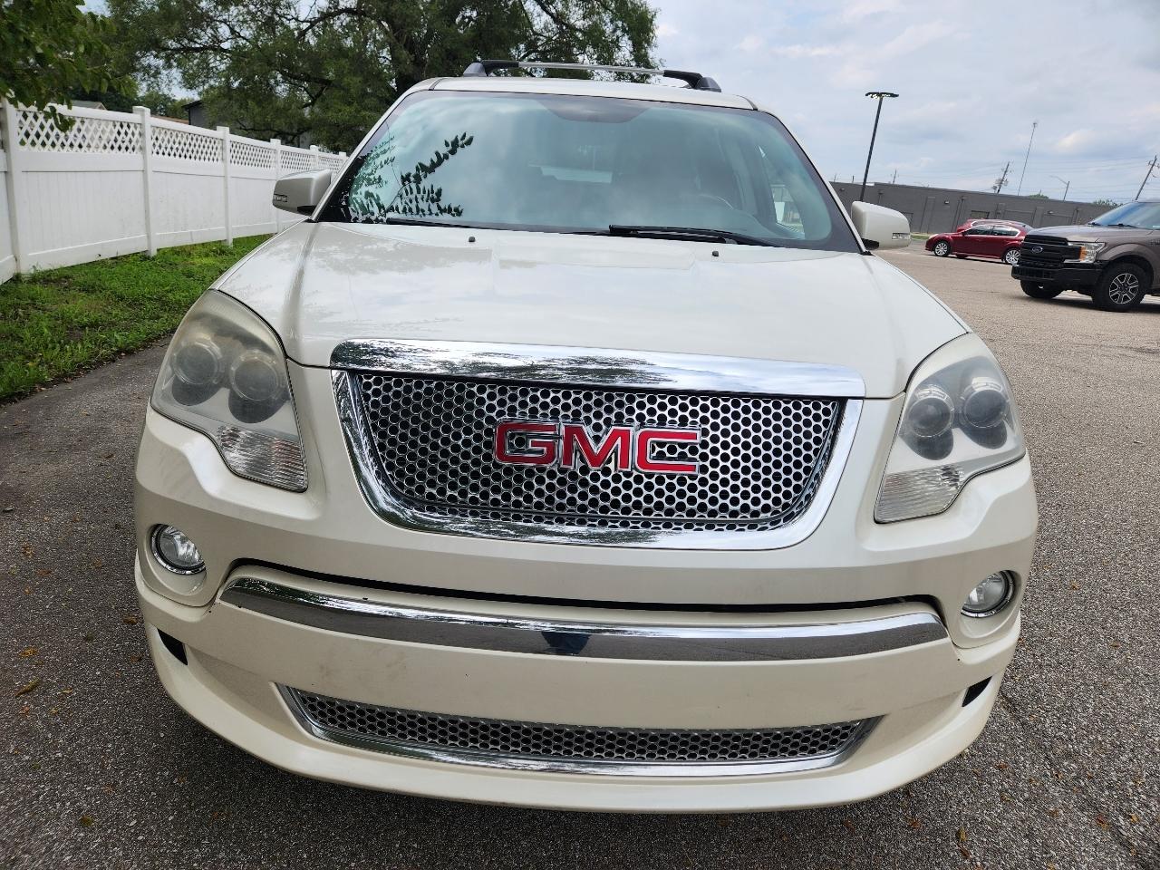 GMC Acadia Denali AWD 2012