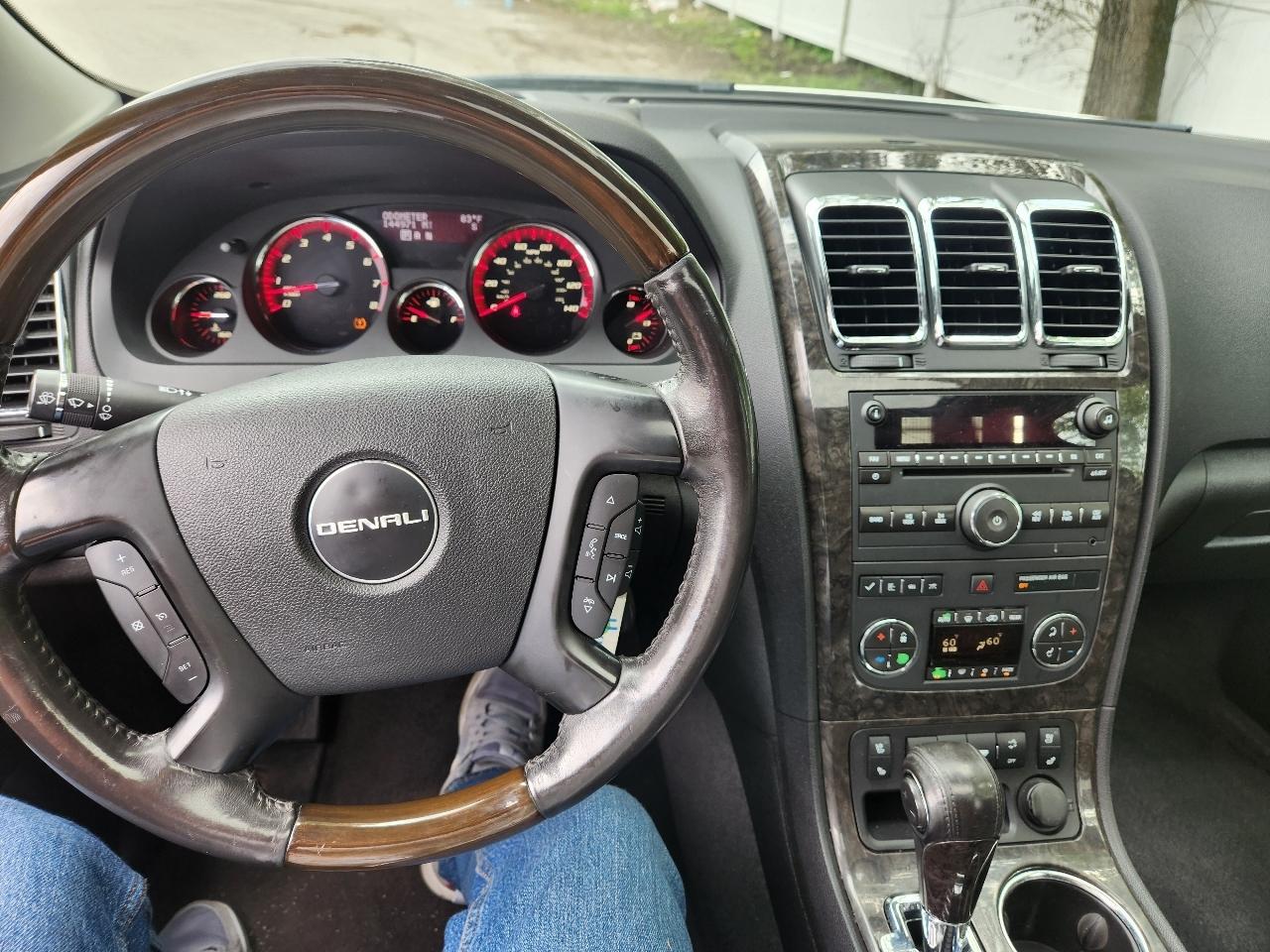 GMC Acadia Denali AWD 2012