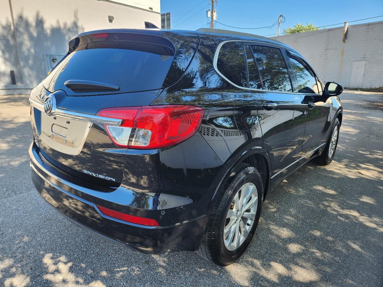 Buick Envision Essense 2017