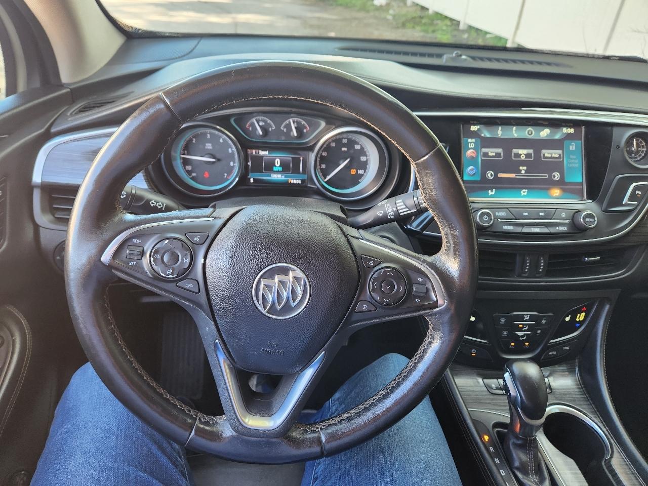 Buick Envision Essense 2017