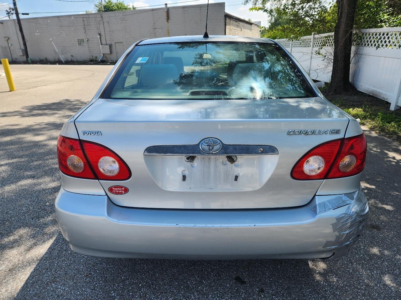 Toyota Corolla CE 2006