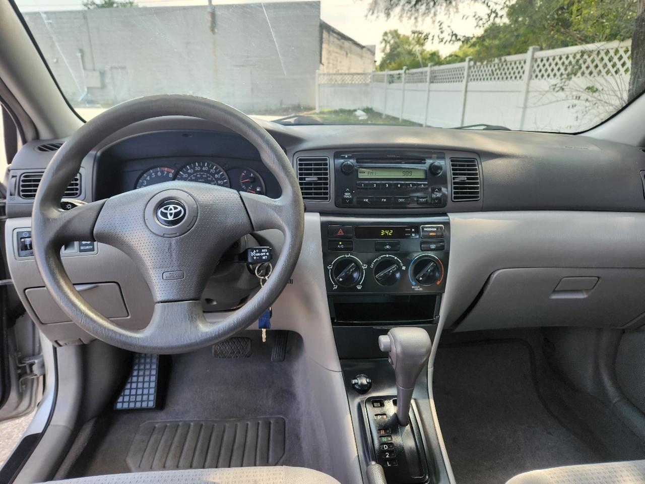 Toyota Corolla CE 2006