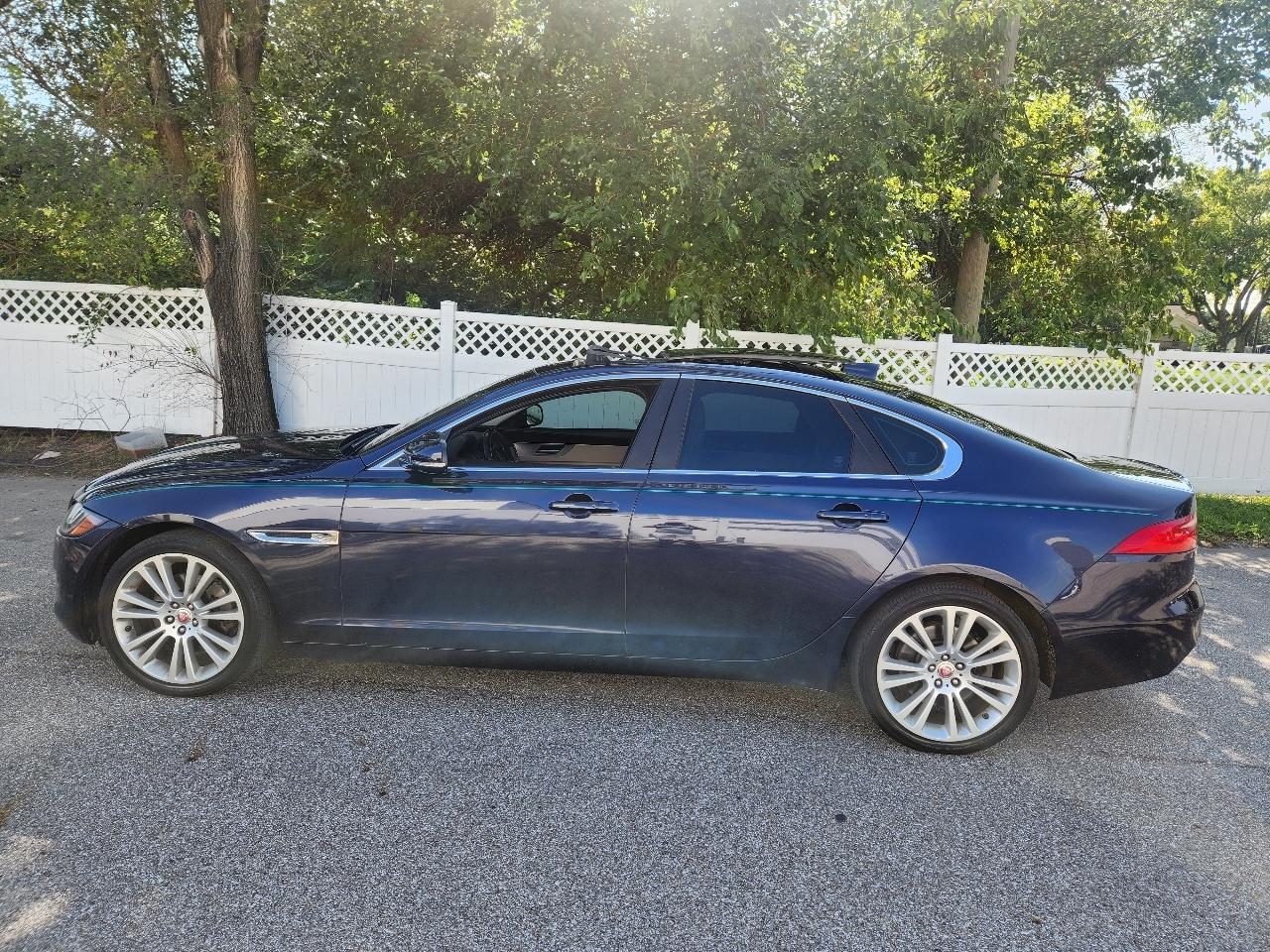 Jaguar XF-Series 25t Prestige AWD 2018