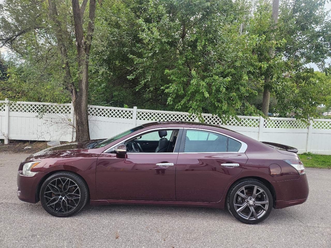 Nissan Maxima SV 2014