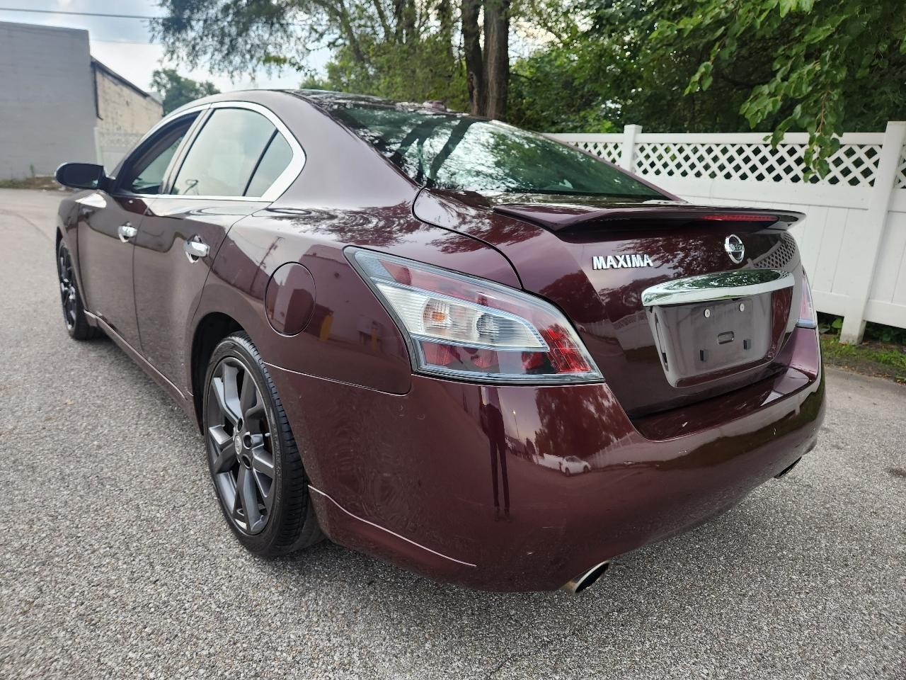 Nissan Maxima SV 2014