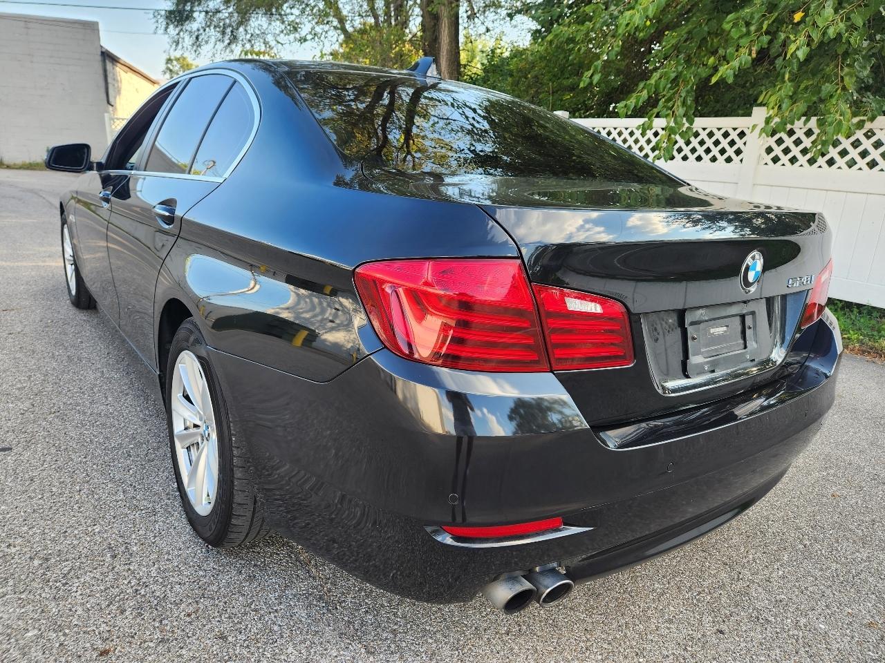 BMW 5-Series 528i 2014