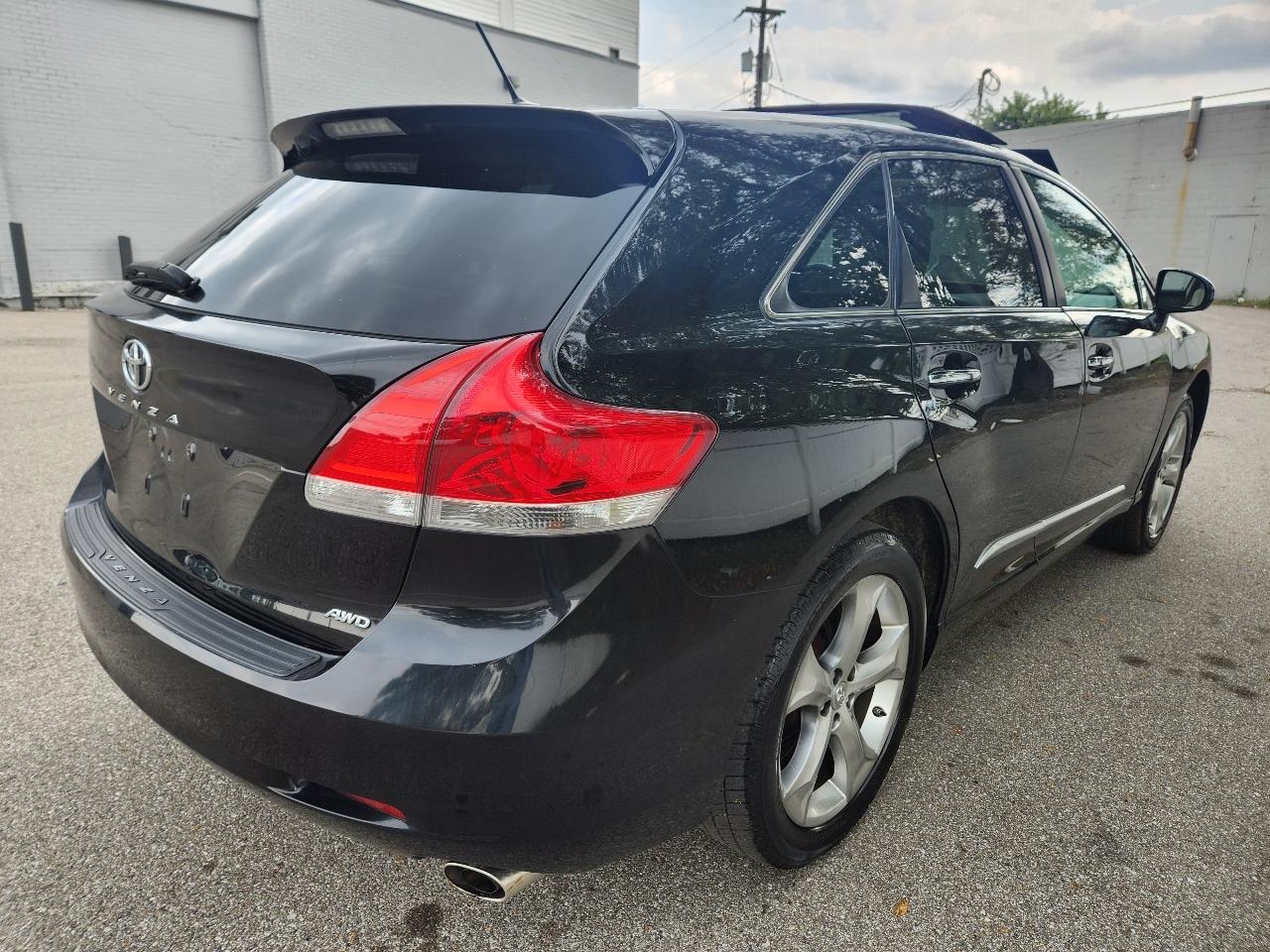 Toyota Venza 4X4 V6 2010