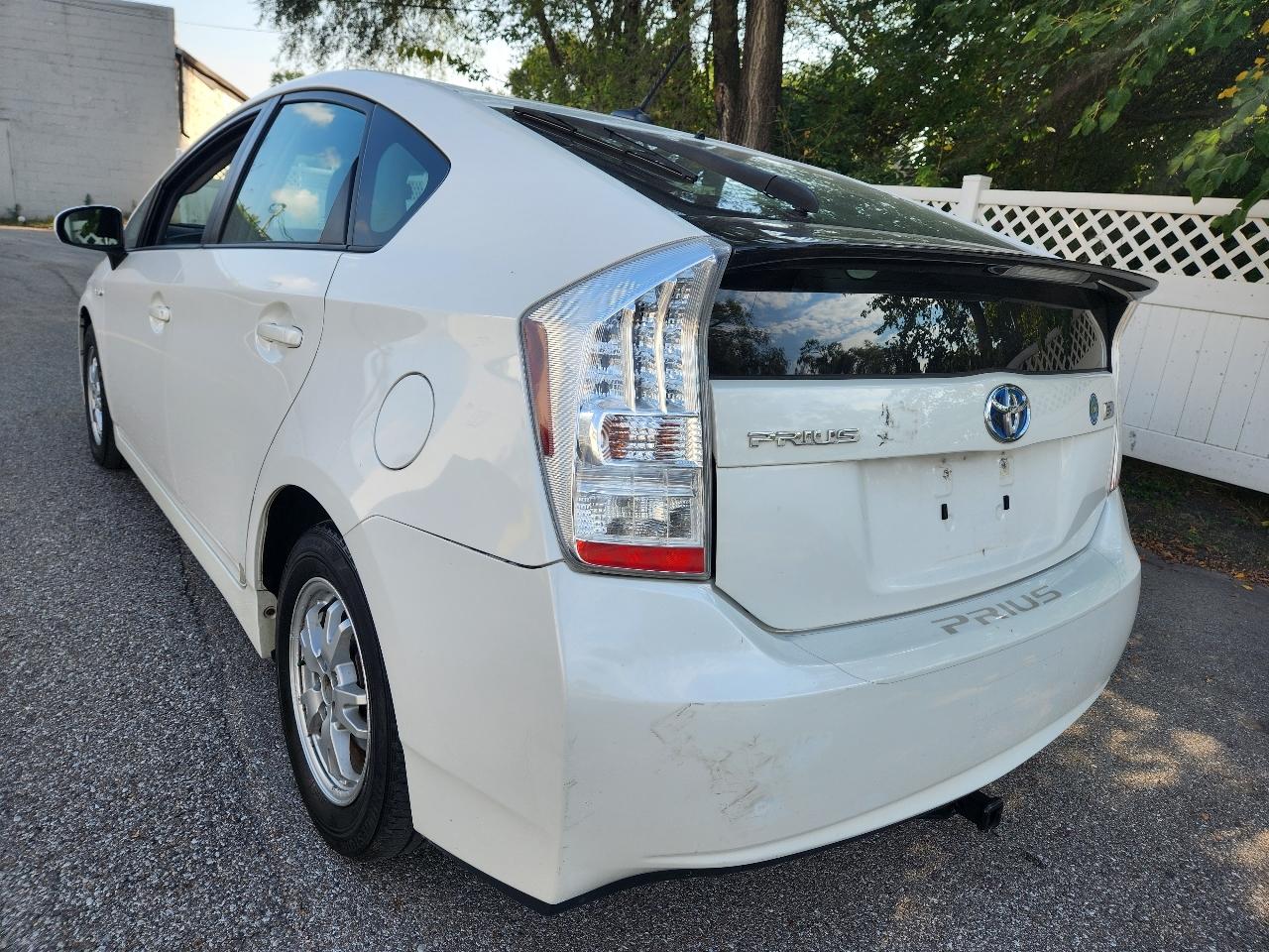 Toyota Prius Prius V 2010