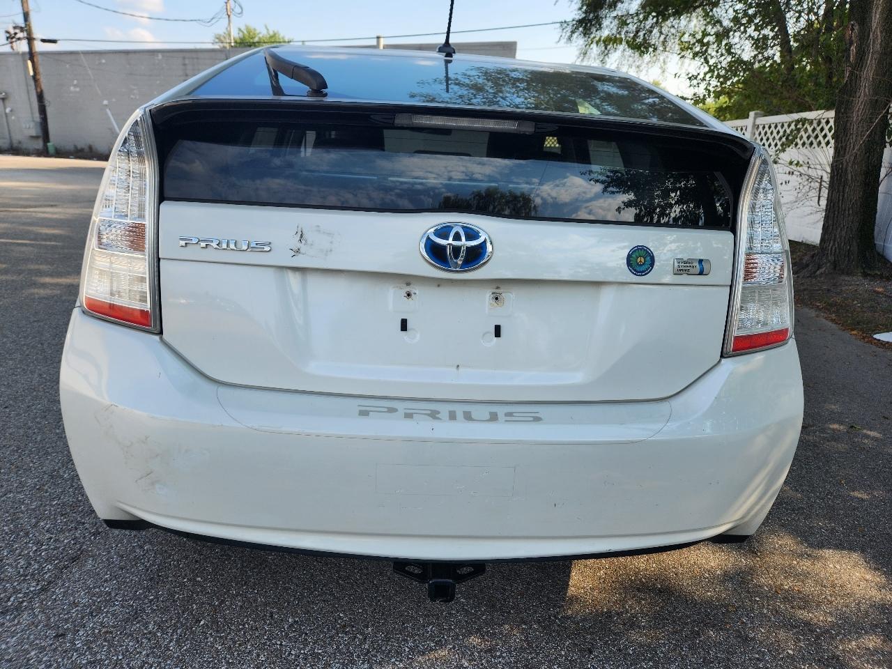 Toyota Prius Prius V 2010
